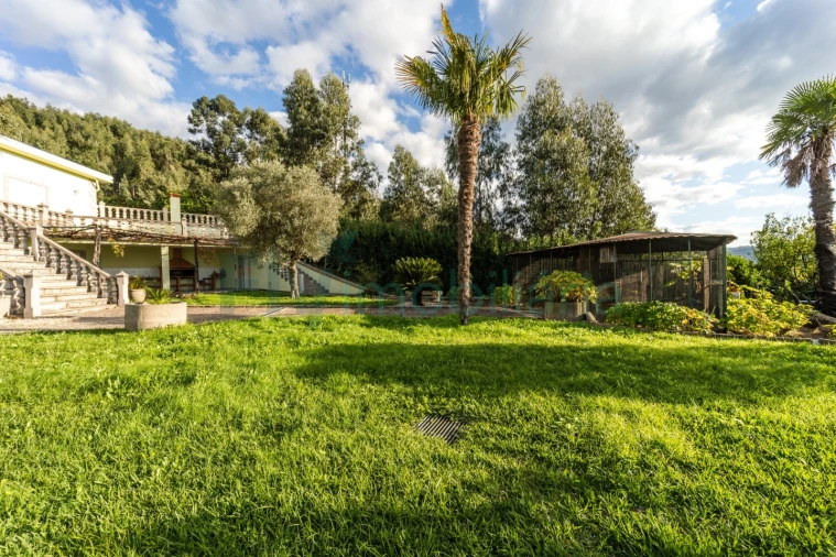 Moradia T6 para Venda em Caldas de Vizela (São Miguel e São João) Foto 9