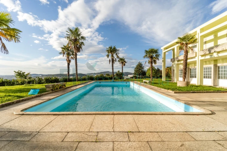 Moradia T6 para Venda em Caldas de Vizela (São Miguel e São João) Foto 15