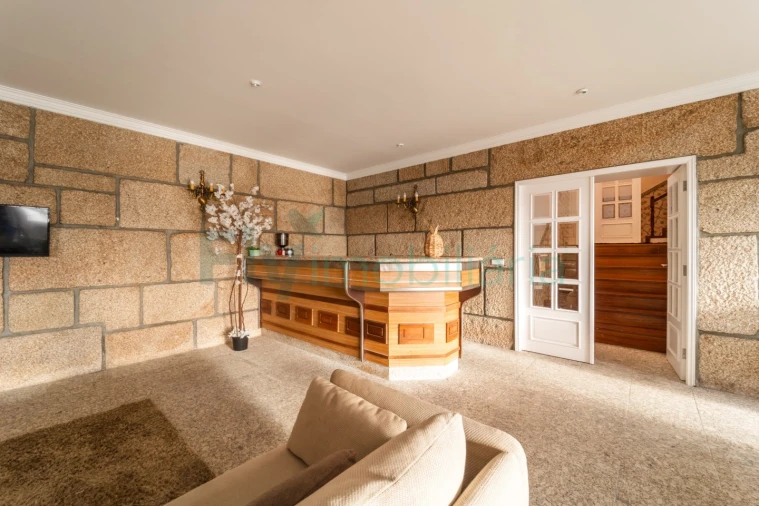 Moradia T6 para Venda em Caldas de Vizela (São Miguel e São João) Foto 24