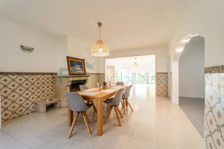 Moradia T6 para Venda em Caldas de Vizela (São Miguel e São João) Foto 36