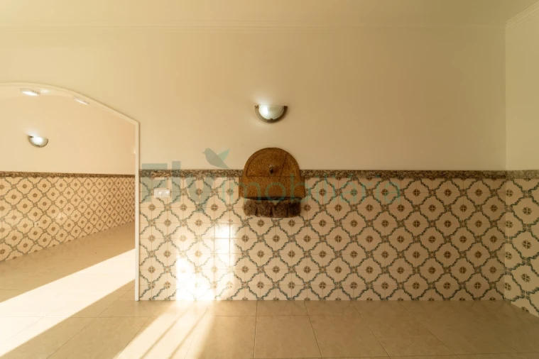 Moradia T6 para Venda em Caldas de Vizela (São Miguel e São João) Foto 47