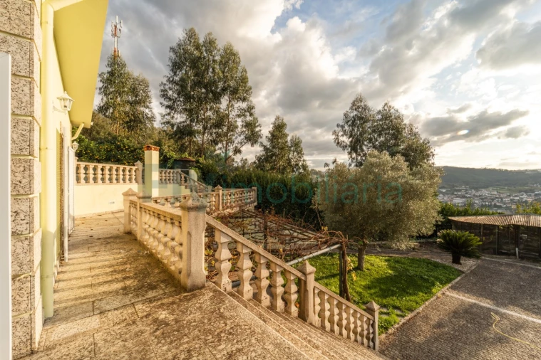 Moradia T6 para Venda em Caldas de Vizela (São Miguel e São João) Foto 48