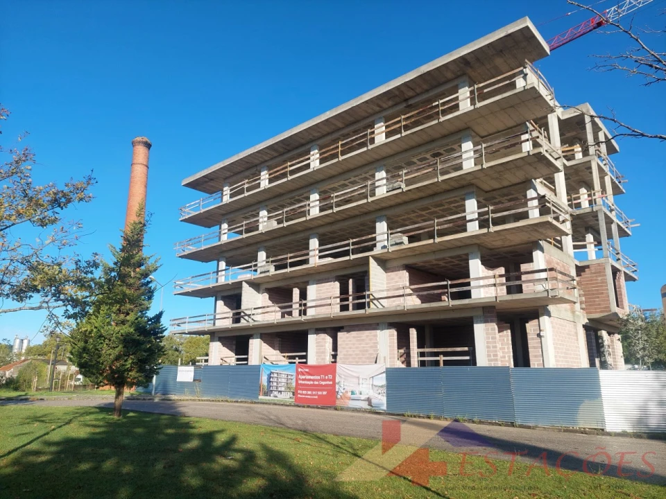 Apartamento T2 para Venda em Pombal Foto 2