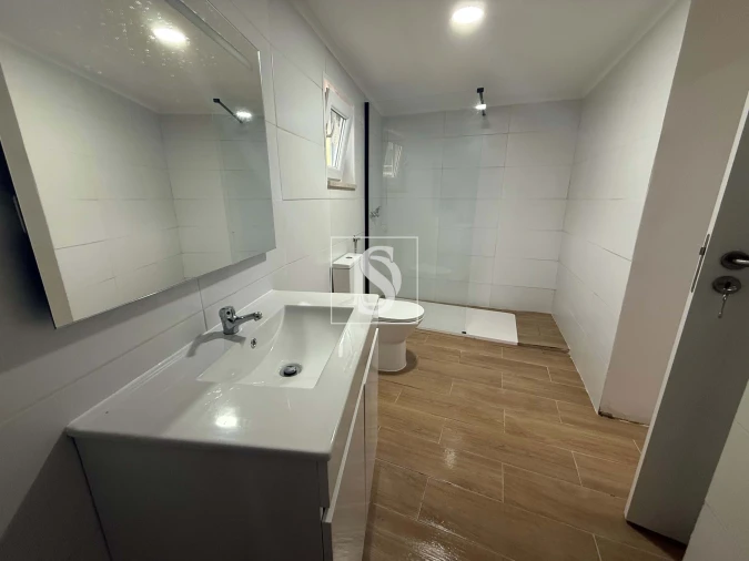 Moradia T2 para Venda em Minde Foto 5