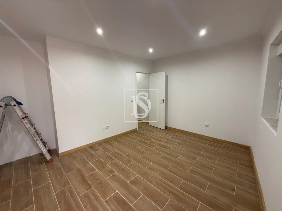 Moradia T2 para Venda em Minde Foto 12