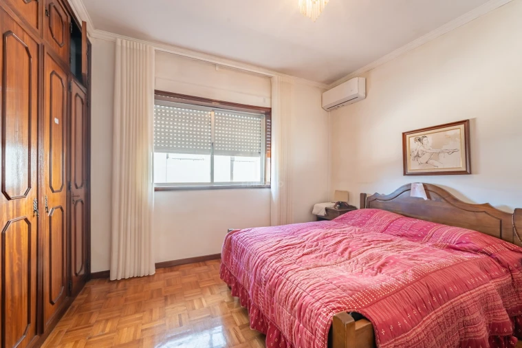 Moradia T3 para Venda em Arcozelo Foto 21