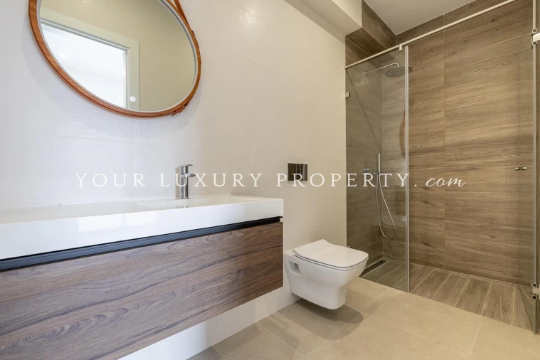 Moradia T4 para Venda em Almancil Foto 11