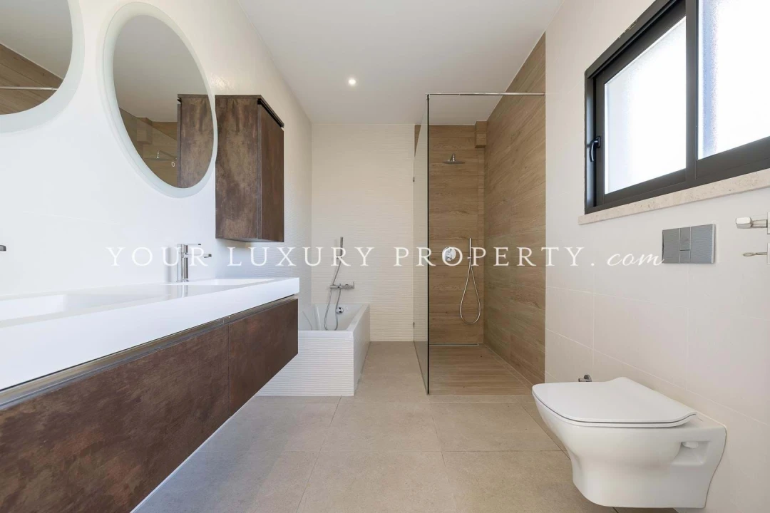 Moradia T4 para Venda em Almancil Foto 15