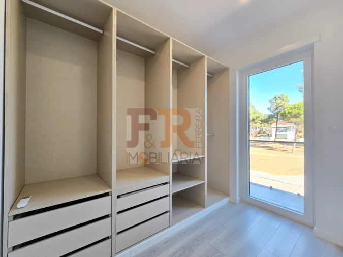 Moradia T3 para Venda em Fernao Ferro Foto 16