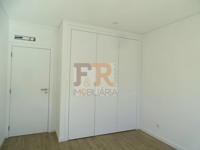 Moradia T3 para Venda em Fernao Ferro Foto 6