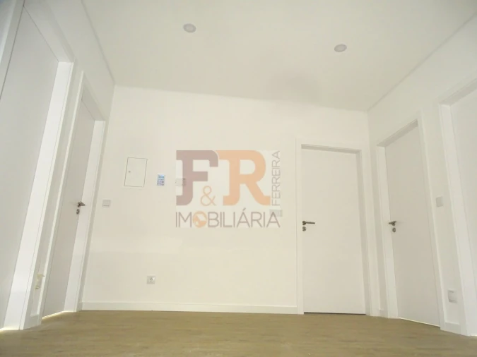 Moradia T3 para Venda em Fernao Ferro Foto 13