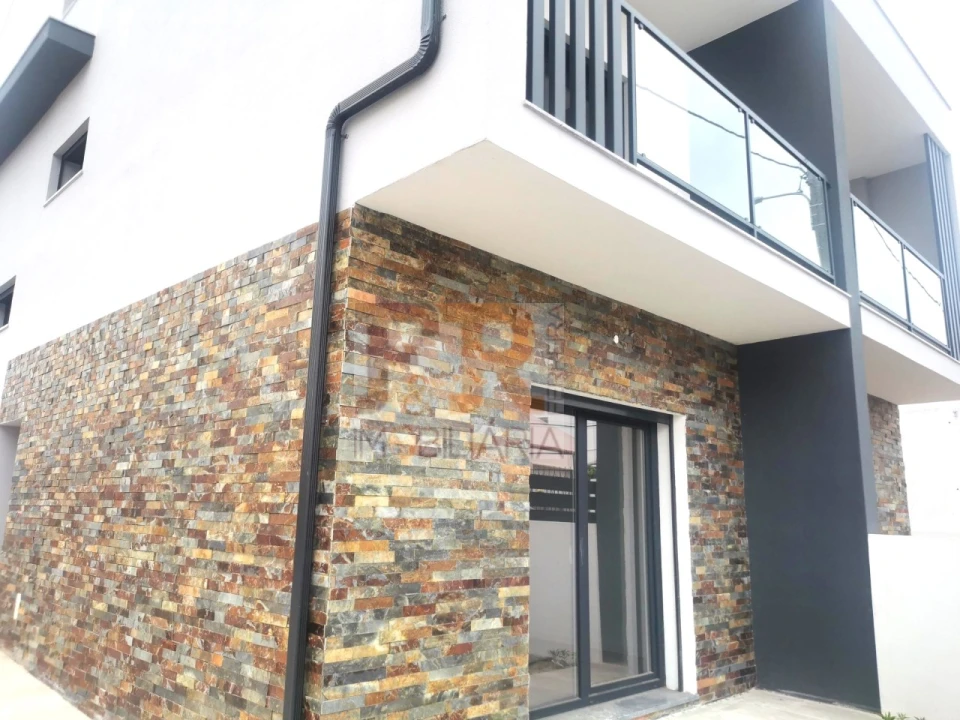 Moradia T3 para Venda em Fernao Ferro Foto 21