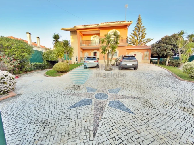 Moradia T5 para Venda em A dos Cunhados e Maceira Foto 2