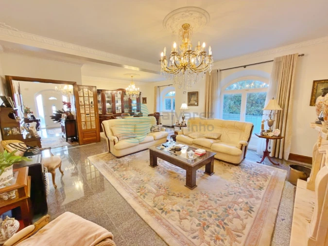 Moradia T5 para Venda em A dos Cunhados e Maceira Foto 13