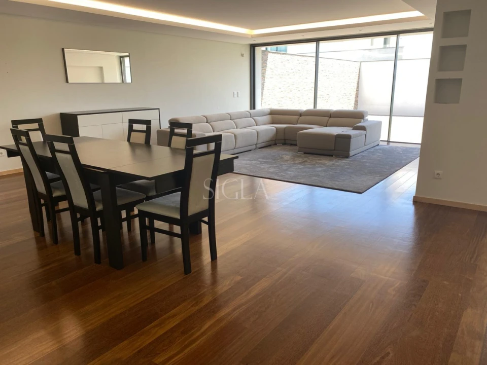 Moradia T3 para Arrendamento em Madalena Foto 10