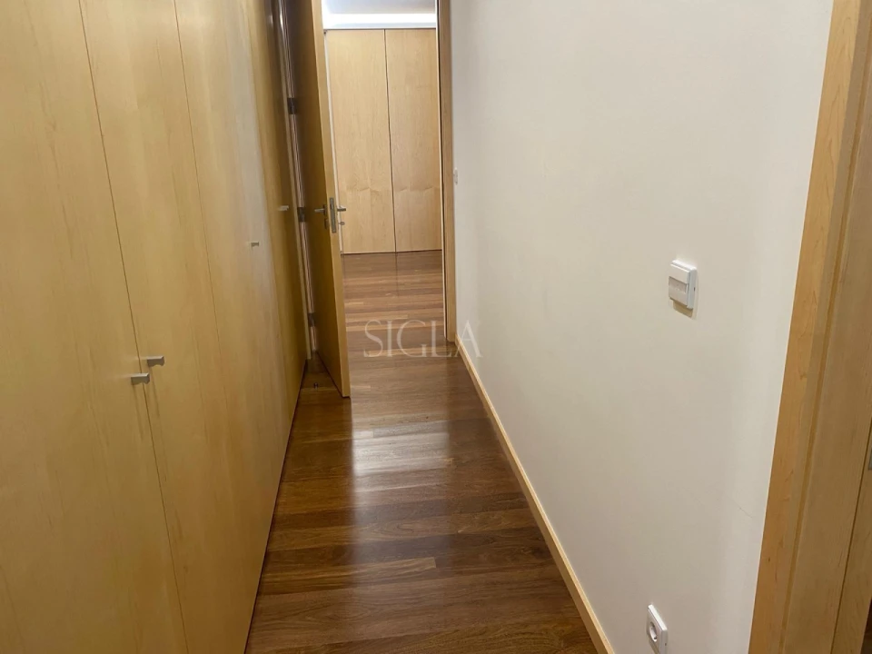 Moradia T3 para Arrendamento em Madalena Foto 14