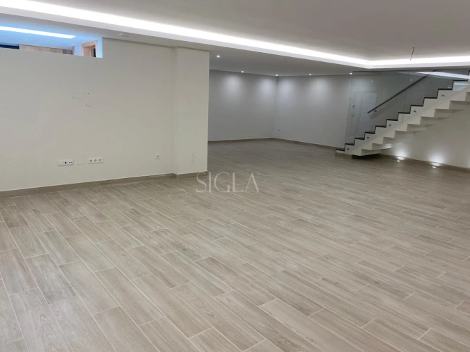 Moradia T3 para Arrendamento em Madalena Foto 15