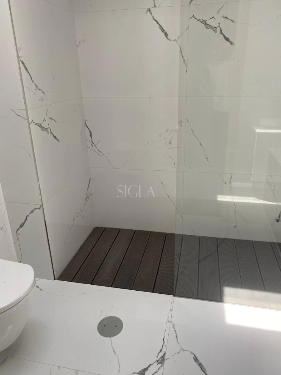 Moradia T3 para Arrendamento em Madalena Foto 31