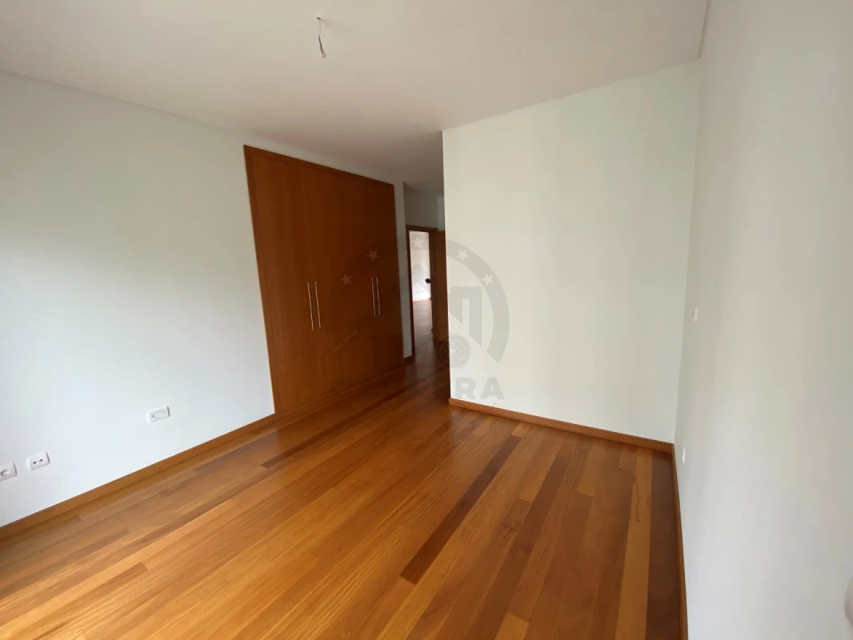 Apartamento T3 para Venda em São Martinho Foto 6