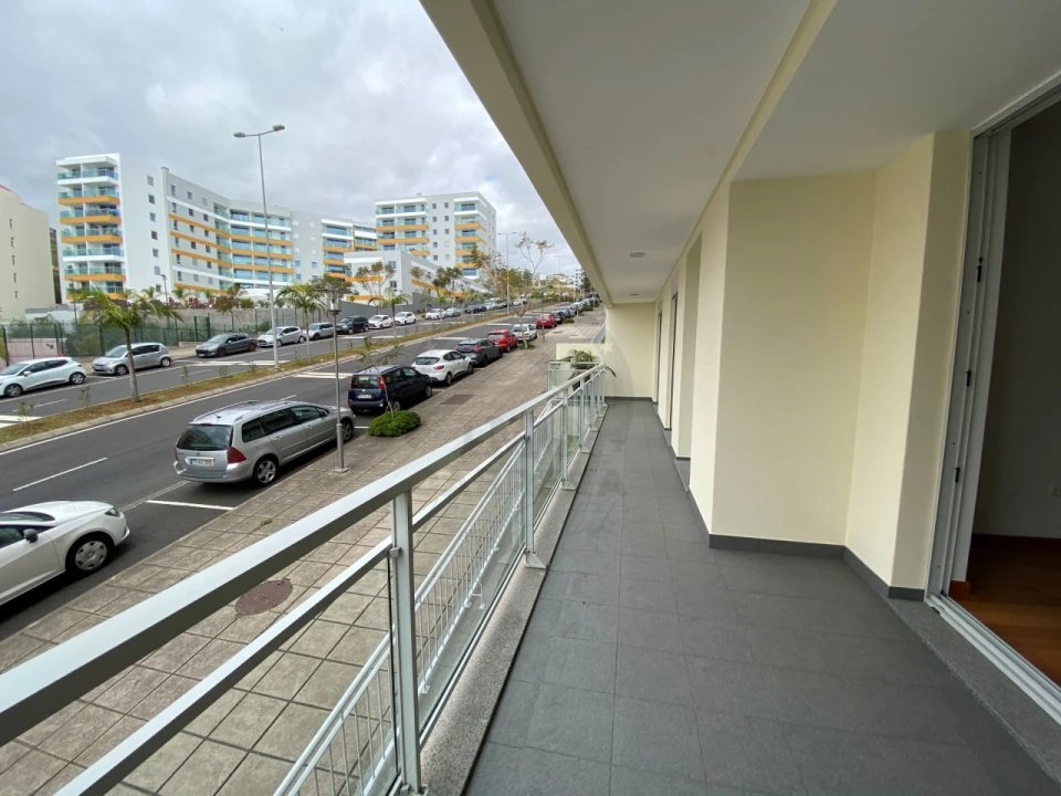 Apartamento T3 para Venda em São Martinho Foto 4