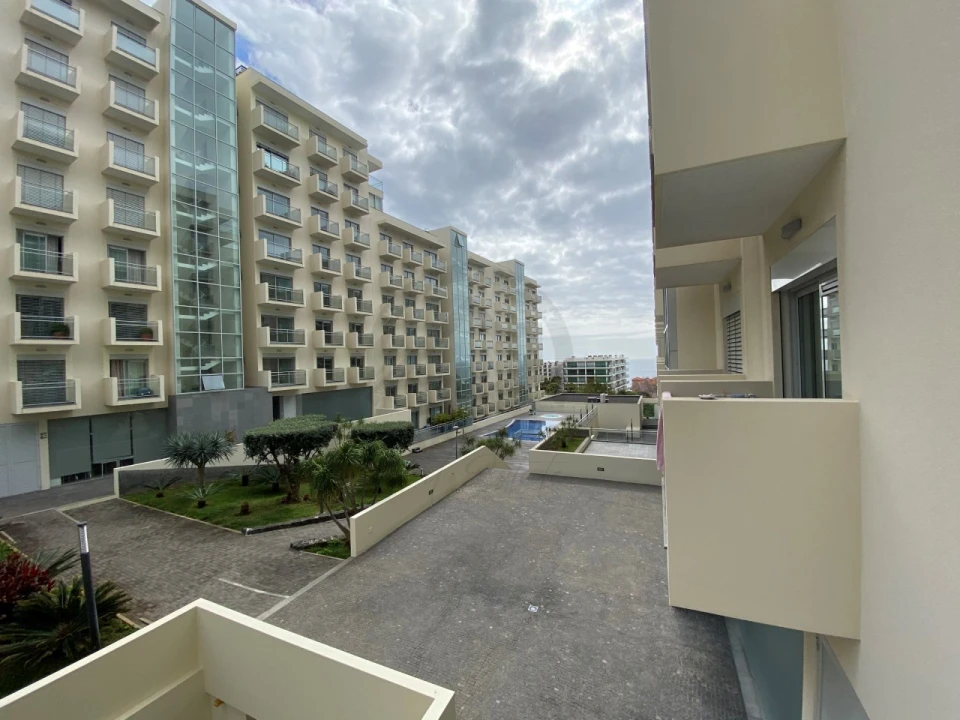 Apartamento T3 para Venda em São Martinho Foto 16