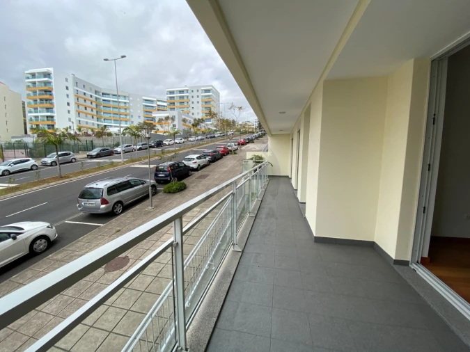 Apartamento T3 para Venda em São Martinho Foto 4