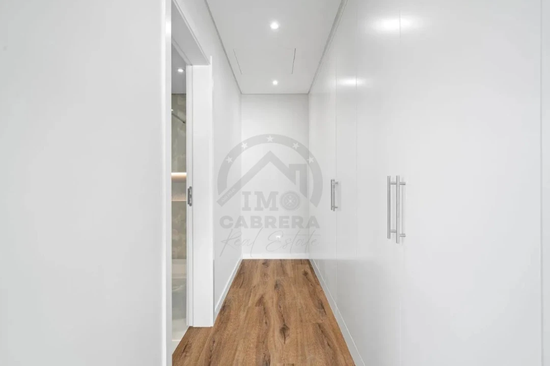 Moradia T4 para Venda em Funchal (Santa Maria Maior) Foto 22