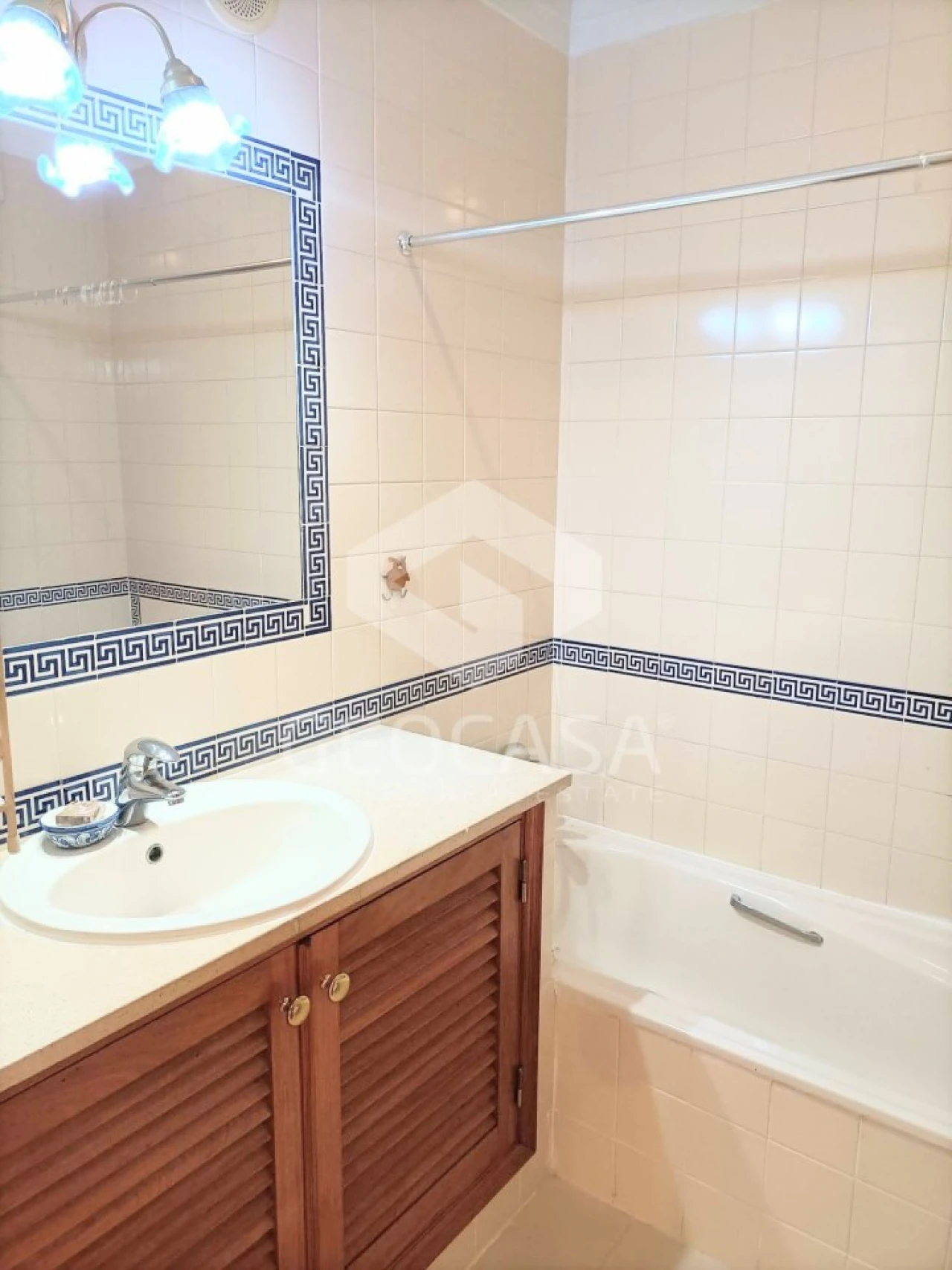 Apartamento T1 para Arrendamento em Carcavelos e Parede Foto 13