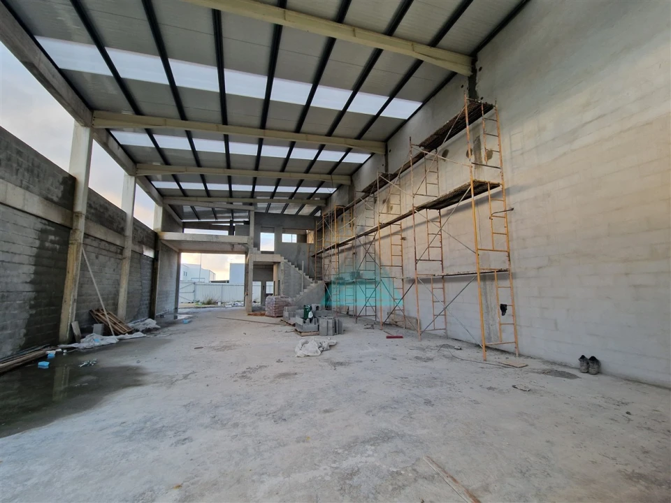 Armazém para Venda em Seixal, Arrentela e Aldeia de Paio Pires Foto 3