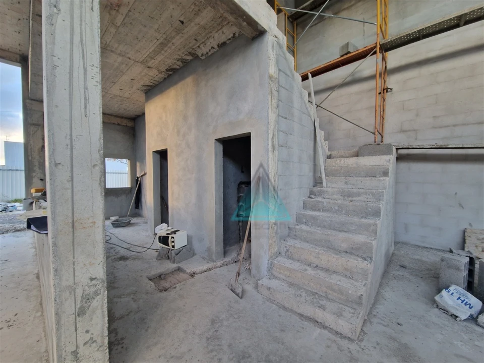 Armazém para Venda em Seixal, Arrentela e Aldeia de Paio Pires Foto 4