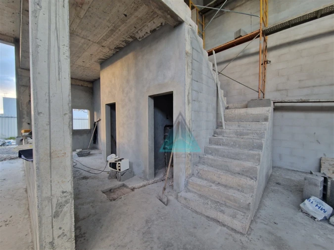 Armazém para Venda em Seixal, Arrentela e Aldeia de Paio Pires Foto 4