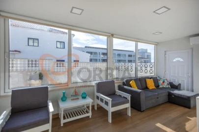 Apartamento T2 para Venda em Albufeira e Olhos de Água