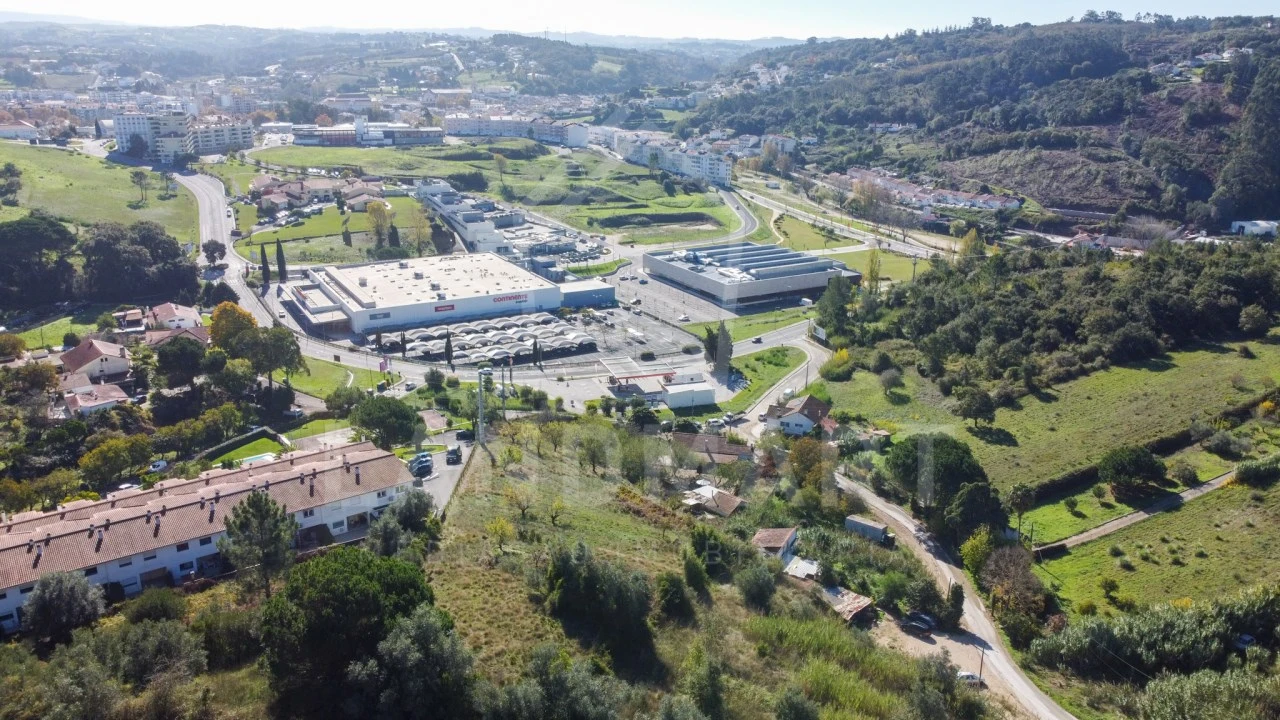 Moradia T3 para Venda em Maiorga Foto 19