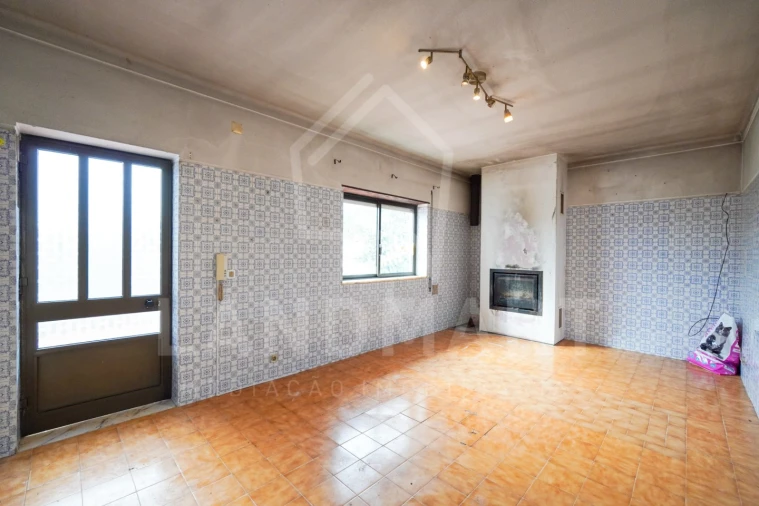 Moradia T3 para Venda em Maiorga Foto 9