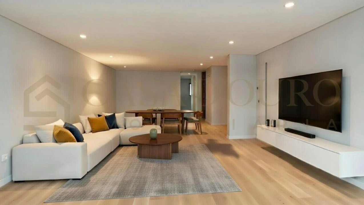 Apartamento T2 para Venda em Ermesinde Foto 2