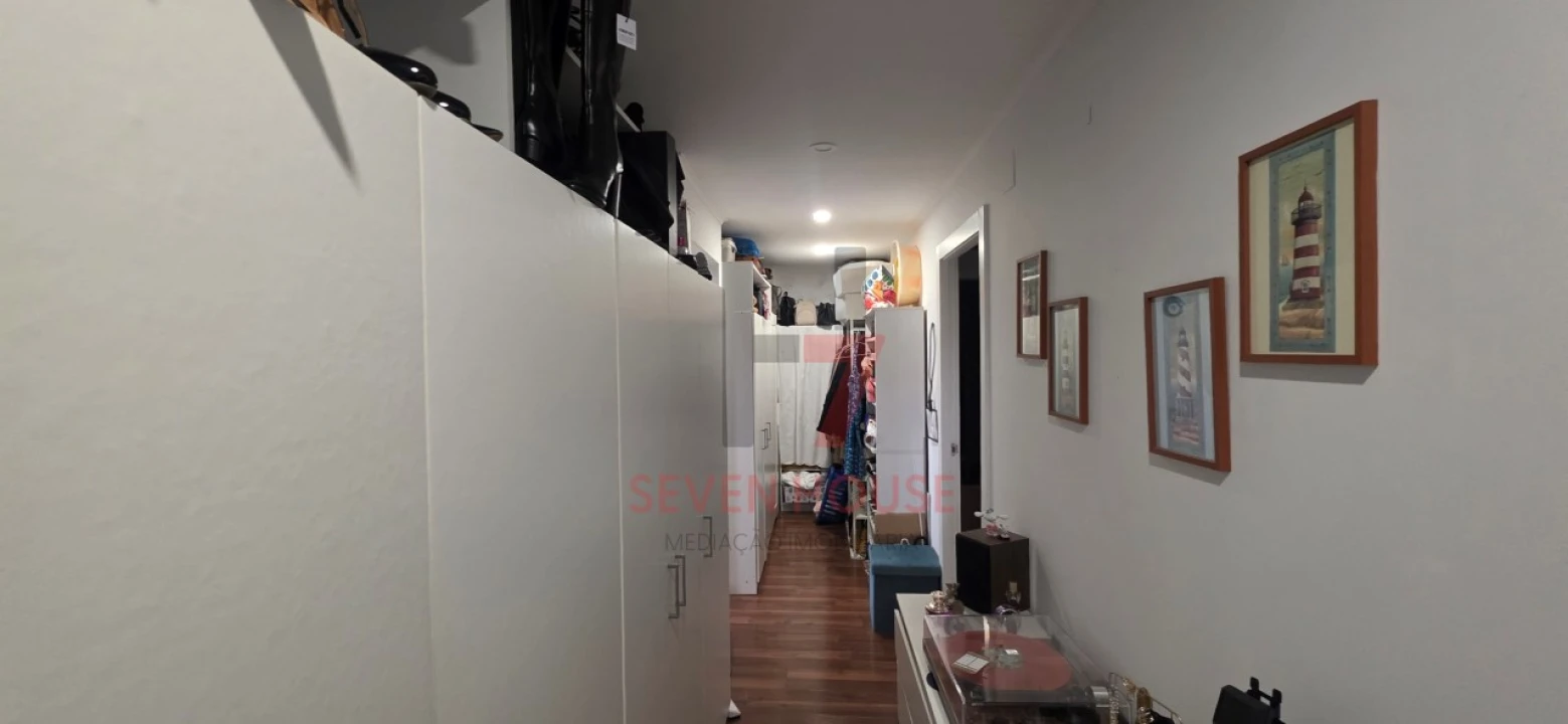 Moradia T6 para Venda em Ramada e Caneças Foto 21