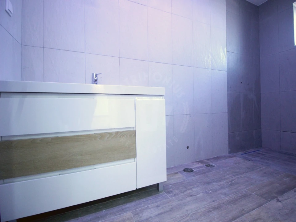 Moradia T3 para Venda em Painho e Figueiros Foto 13