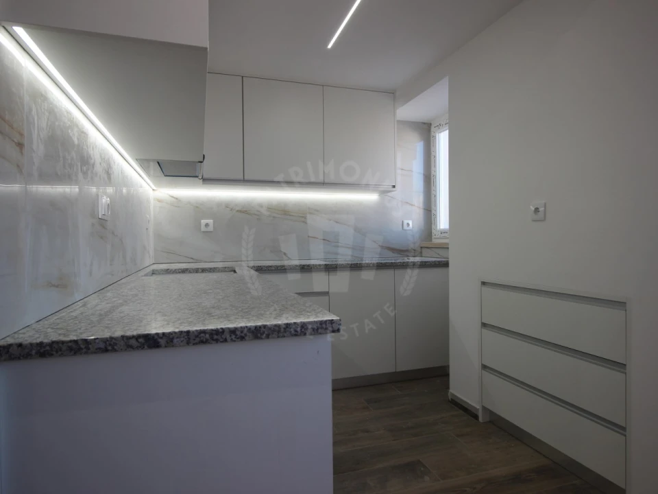 Moradia T3 para Venda em Painho e Figueiros Foto 12