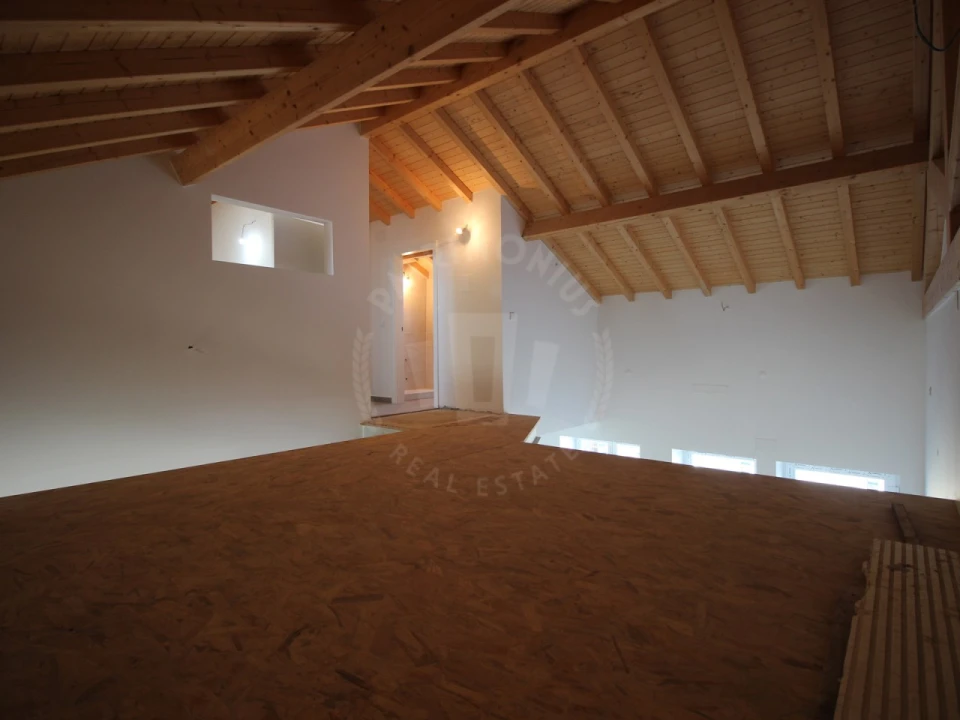 Moradia T3 para Venda em Painho e Figueiros Foto 28