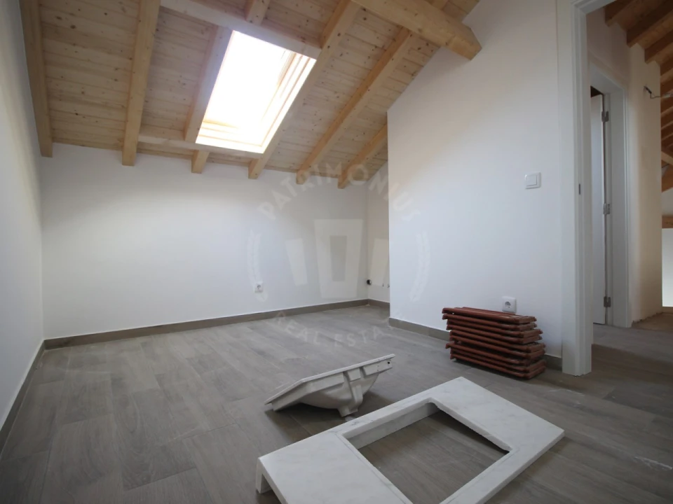 Moradia T3 para Venda em Painho e Figueiros Foto 35