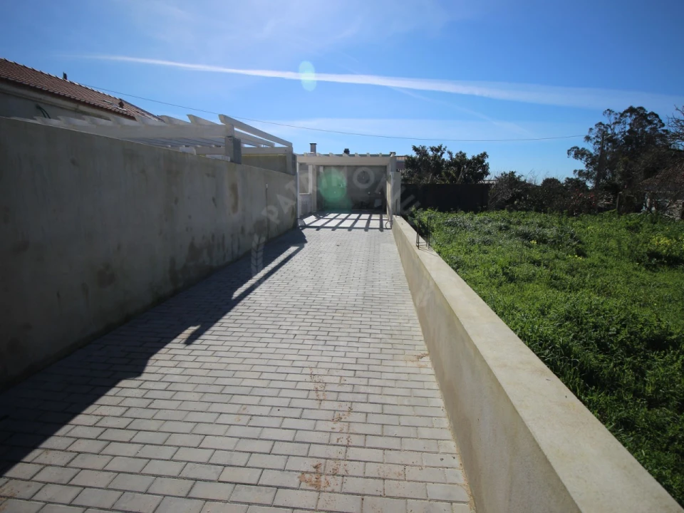 Moradia T3 para Venda em Painho e Figueiros Foto 39