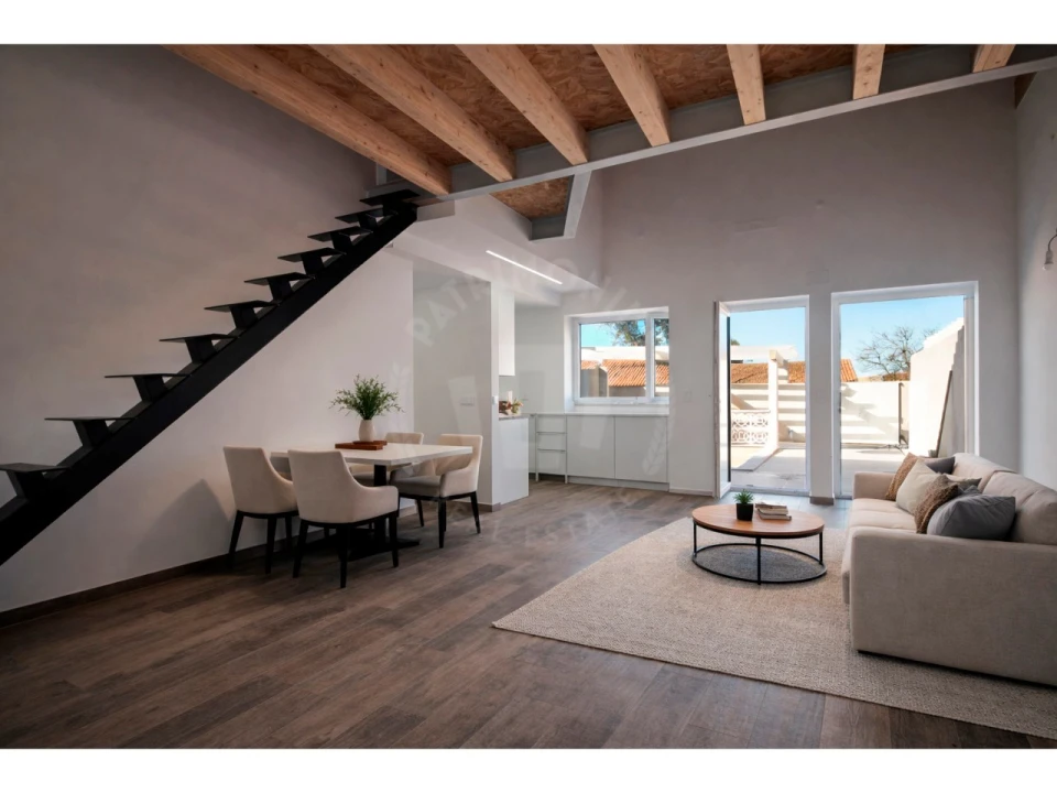 Moradia T3 para Venda em Painho e Figueiros Foto 3