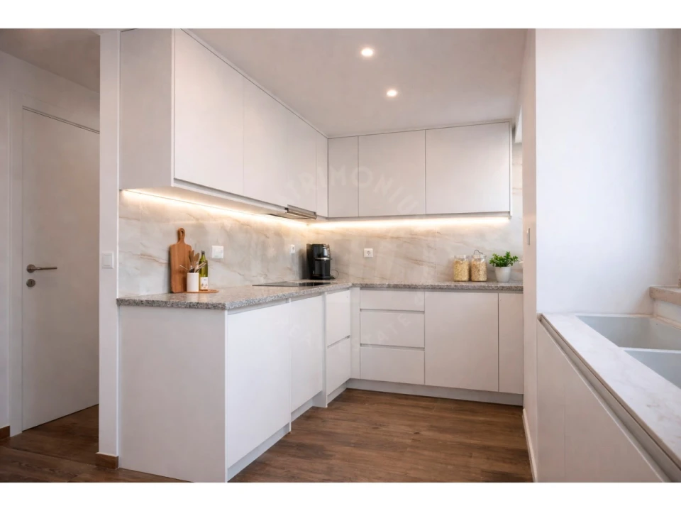 Moradia T3 para Venda em Painho e Figueiros Foto 5