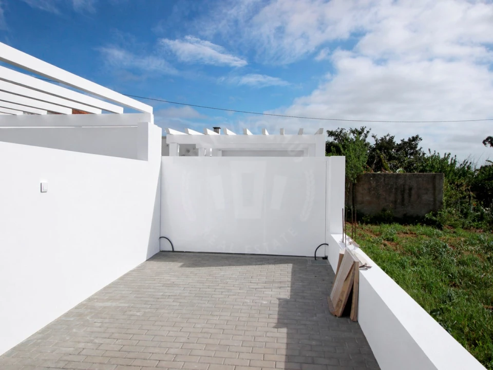 Moradia T3 para Venda em Painho e Figueiros Foto 33