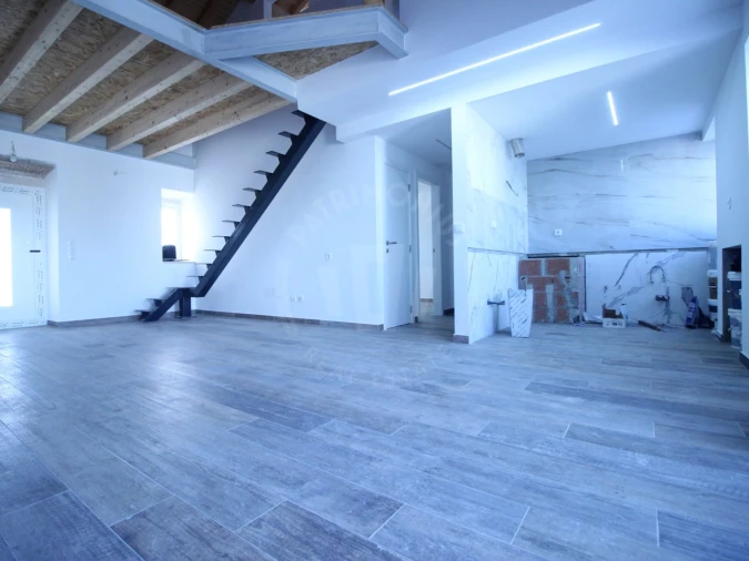 Moradia T3 para Venda em Painho e Figueiros Foto 4