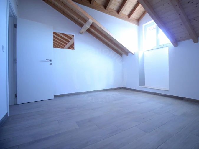 Moradia T3 para Venda em Painho e Figueiros Foto 16