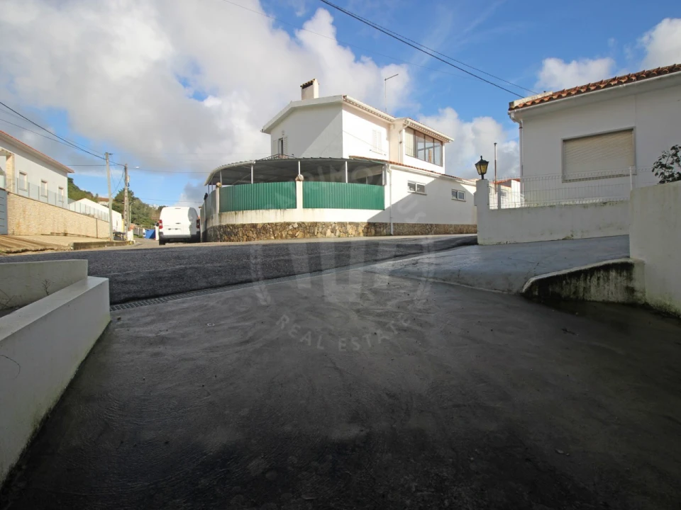 Armazém para Venda em Salir de Matos Foto 28