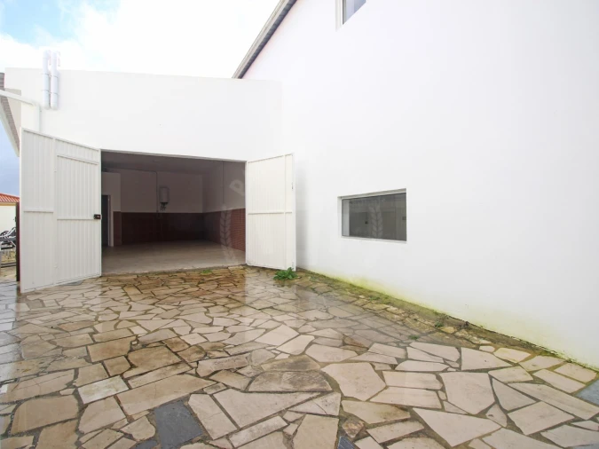 Armazém para Venda em Salir de Matos Foto 17