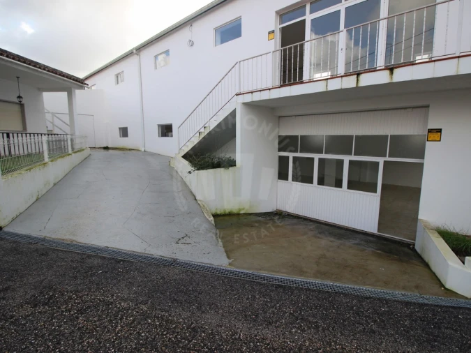 Armazém para Venda em Salir de Matos Foto 26