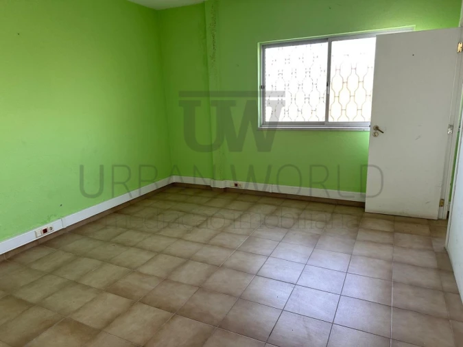 Armazém para Venda em Salvaterra de Magos e Foros de Salvaterra Foto 24